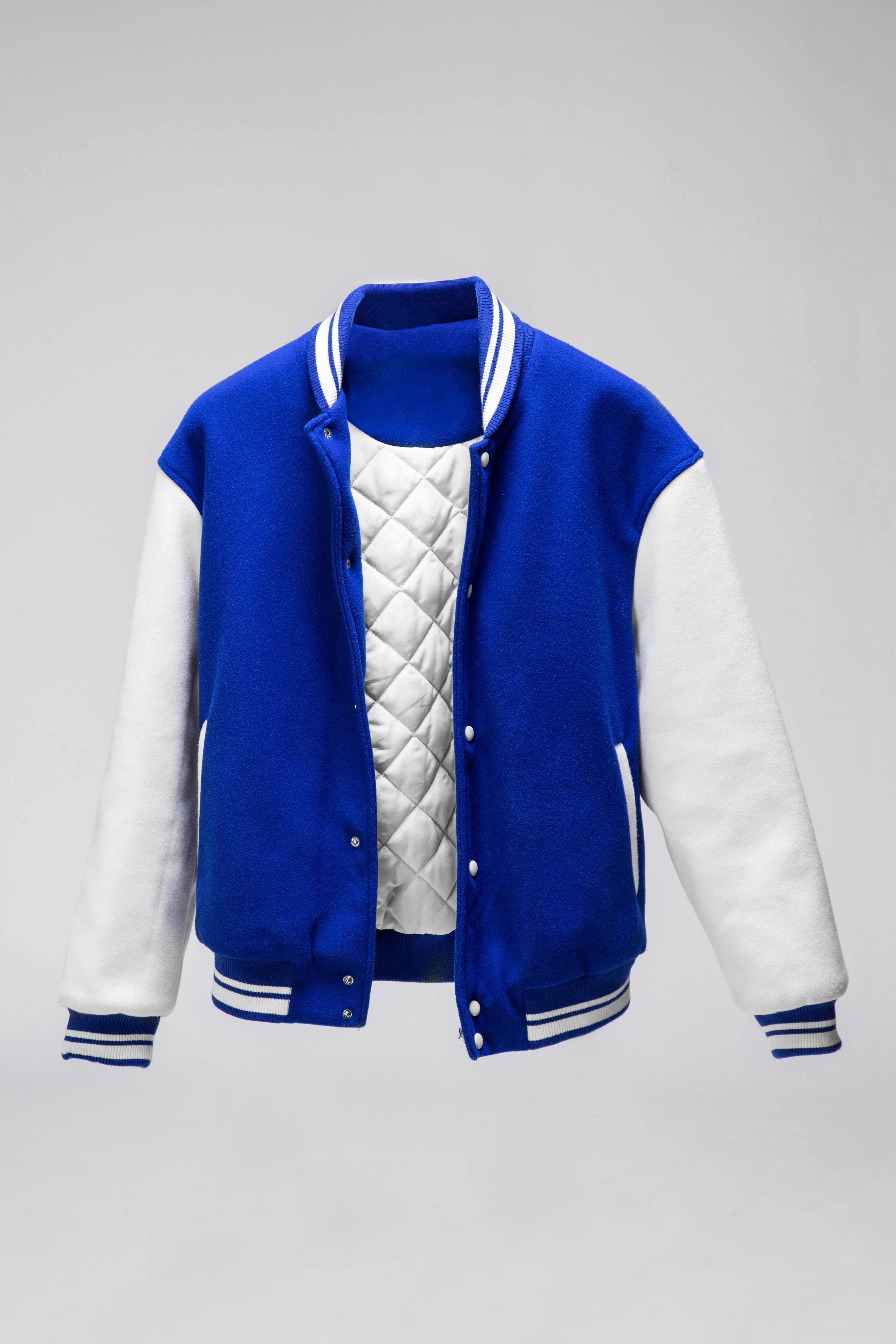 From Runway to Real Life: Jacket Trend-Off You Can't Miss